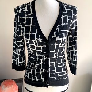 🎉EUC Ann Taylor button down Cardigan